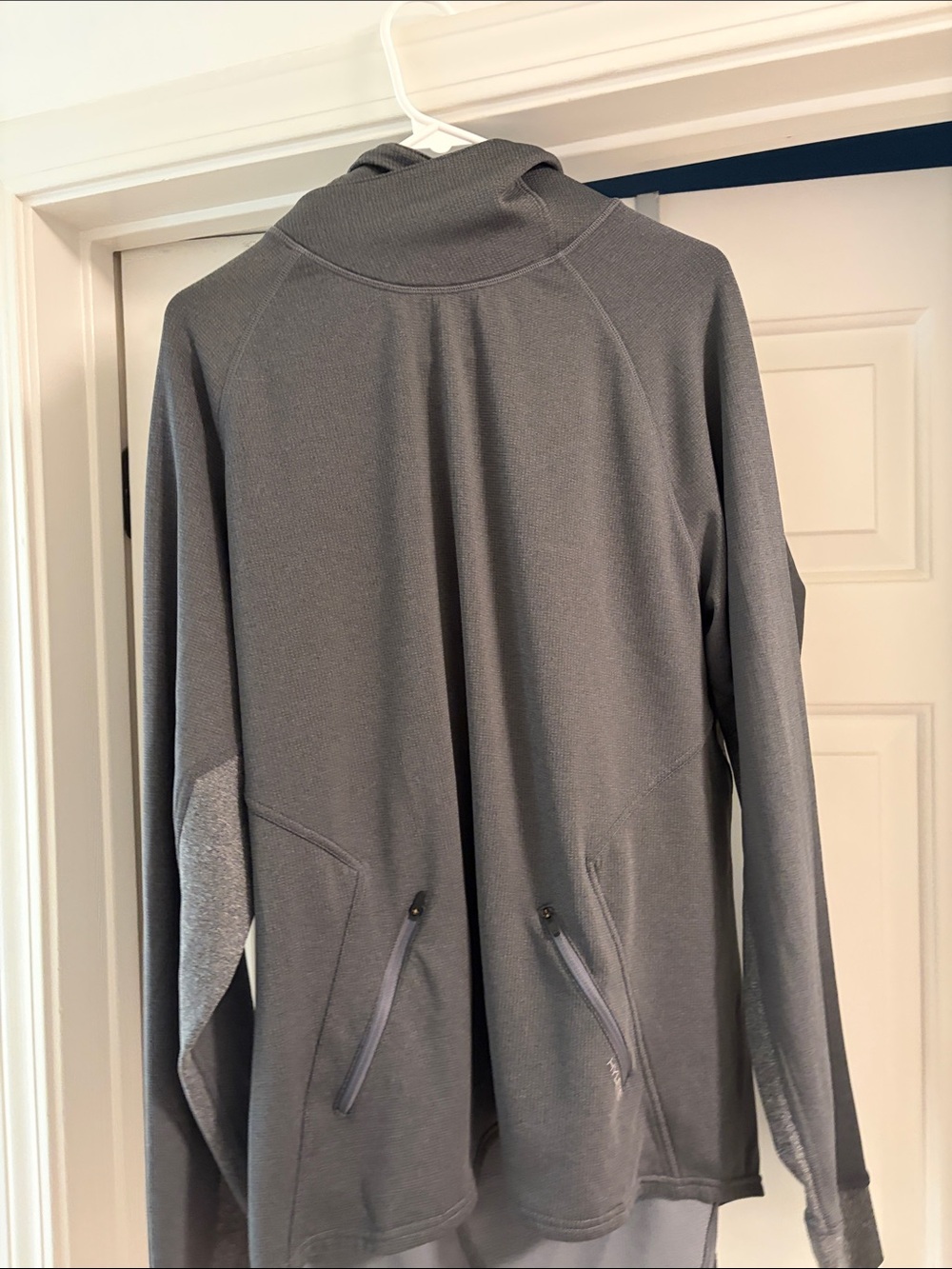 Hylete Men's Gray Zip Pocket Hoodie